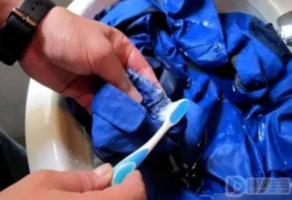 狼爪冲锋衣怎么洗