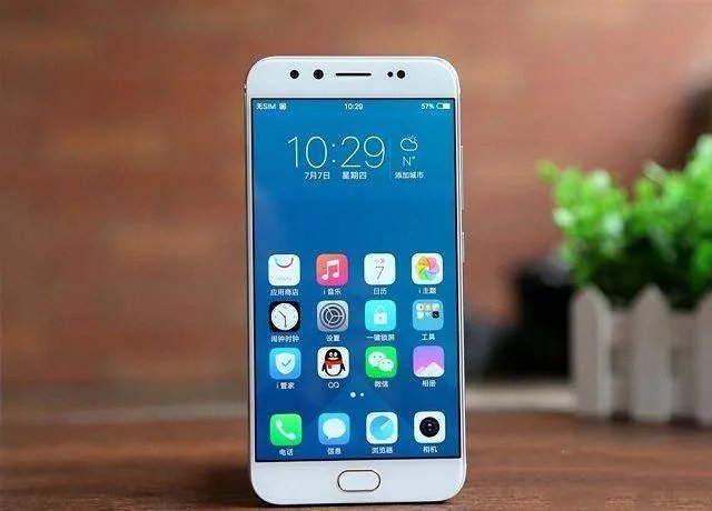 oppo拍照手机和vivo X9哪个好？