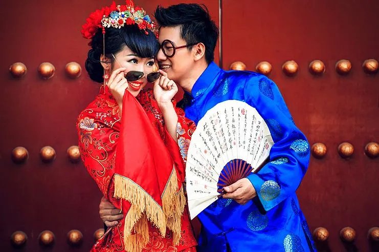 秀禾服婚纱照图片欣赏 婚礼秀禾服要怎么搭配