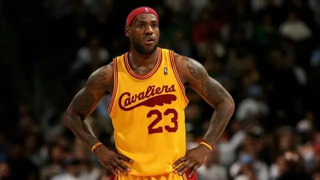 詹姆斯为什么那么稳定，大部分比赛都在20分到30分之间？