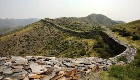 金字塔为什么难建