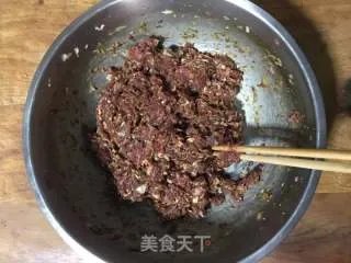 羊肉冰花水煎包