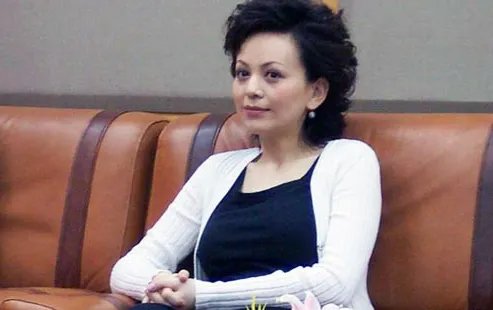 网传《怦然再心动》和王琳约会的男嘉宾方磊骗婚，节目组是否存在选人不当？