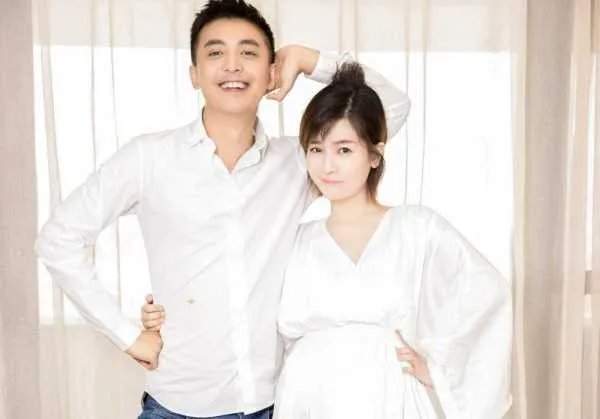 和弟弟恋爱甜不甜，哪些明星的姐弟恋告诉了你答案？