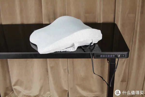 好物不私藏 篇九十二：让你的座椅秒成人体工学——8H 小护士热敷仿真按摩腰靠