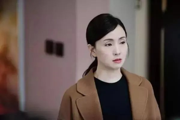 《向往的生活》中，大家如此对陶虹，为什么她到哪都受欢迎？