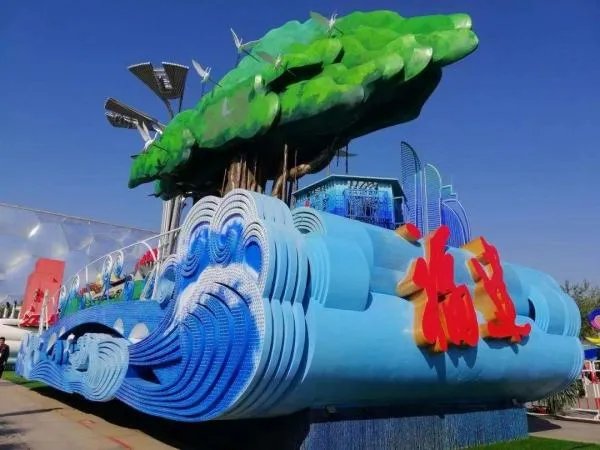 惊艳亮相国庆游行活动，来揭秘福建彩车背后的故事？