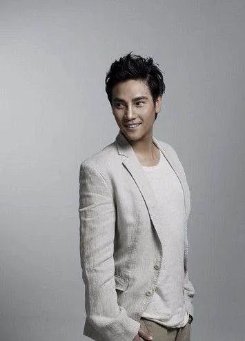 如何看待丁子峻隐婚七年？