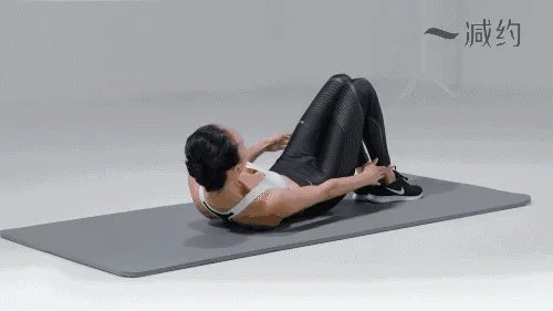 李湘成功瘦回了当年的好身材，她是怎么做到的？