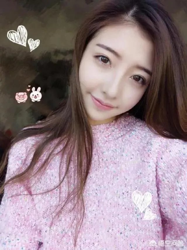 王思聪前女友豆得儿现身《快乐大本营》，为何分手后豆得儿颜值下降的如此之快？