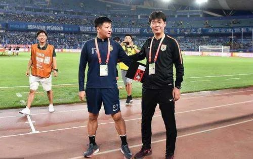 曾是顶级联赛第一射手,李金羽娶美丽妻子,如今近况如何呢?