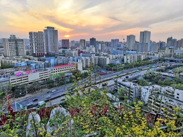 新疆新增新冠肺炎确诊5例，现在是否已经封城？