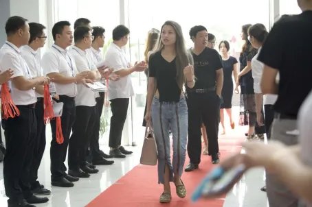 “万亿生长 财富惠”卡思摩国际新品发布会在苏州成功举办