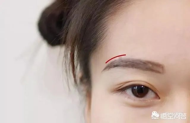 素颜也很漂亮的女生，长什么样？