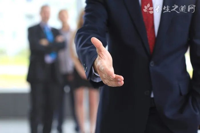 泰迪极度恐惧的表现