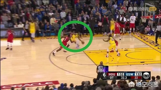 火勇裁判报告官宣，杜兰特界外救球是因哈登先犯规，火箭绝杀三分未提及，你怎么看？