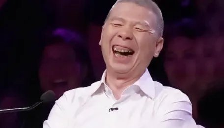 “京圈大佬”冯小刚跌落神坛：当年有多得意，如今就有多打脸，为何这样说？