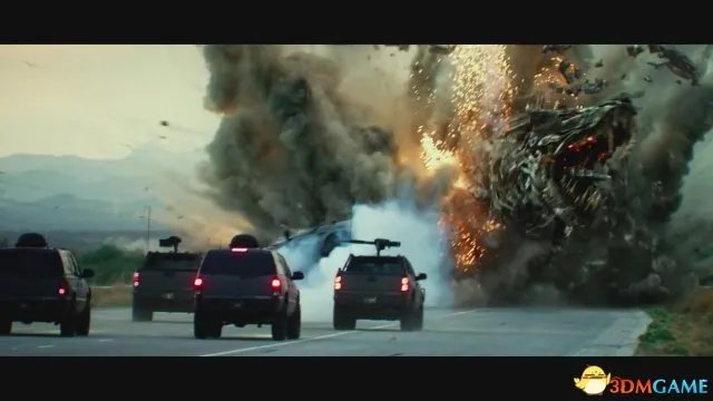 《变形金刚5》新预告 人类与变形金刚已大战千年