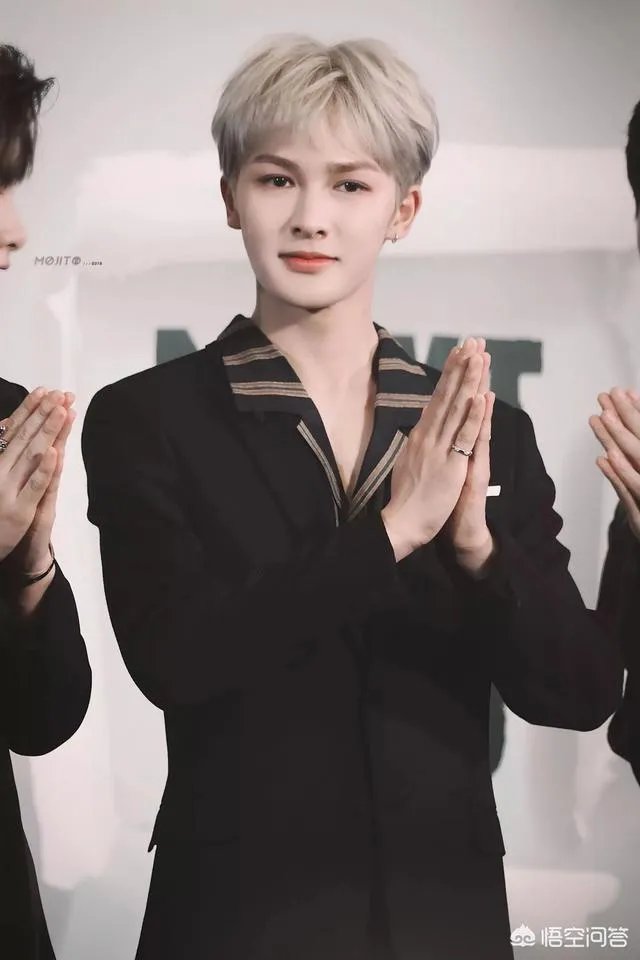 想知道朱正廷在NPC和NEXT里分别的定位是什么？