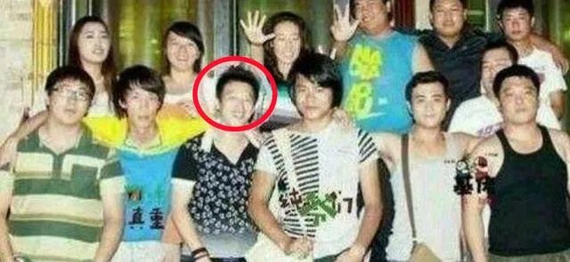 《英雄联盟》的主播小智到底长什么样子？有没有真实的照片？