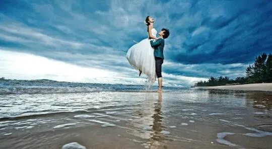 婚纱照造型怎么样摆 2020年最火婚纱照风格有哪些