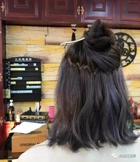 郑爽短发尴尬期