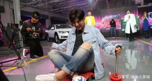 高晓攀、闫佳宝已经离开了德云社，为什么还和德云社关系那么好？