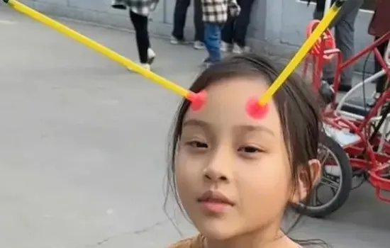 贾乃亮发文为甜馨庆祝10岁生日,女儿是他的“软肋”吗?