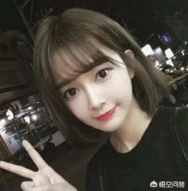 郑爽短发尴尬期