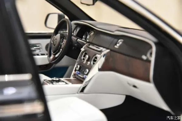 一个汽车模型比买辆高尔夫还贵？劳斯莱斯的了解一下