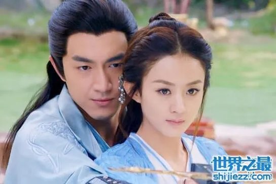 诸葛玥楚乔怀孕那段原文，楚乔为诸葛玥生下两儿一女 