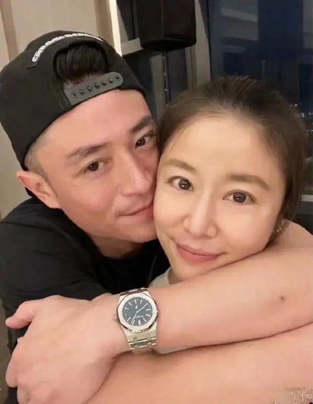 霍建华为林心如庆生，晒甜蜜合照：你的努力配得上现有的幸福，你怎么看？