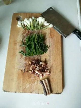 腊肉炒葱