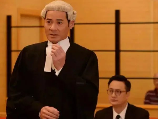 TVB律政类影视剧中，为什么律师要戴假发？