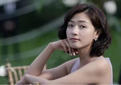 万茜老公身家遭起底：万茜个人资料及老公?是谁遭扒