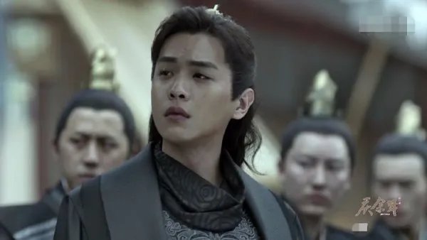 《鹤唳华亭》到底比《庆余年》差在哪里？