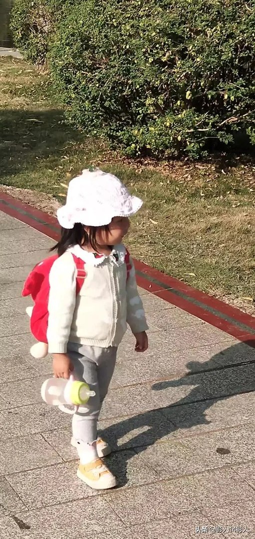 有人说“不结婚，不生孩子，没关系，只要自己有钱又健康”对此你怎么看？