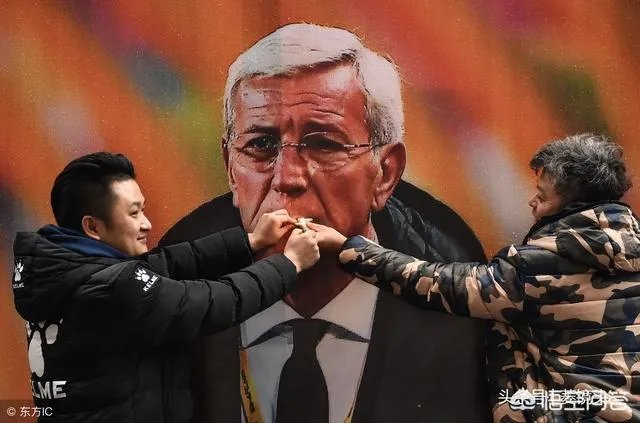 国足热身被印度逼平，鲁能两将王彤和金敬道表现不佳半场即被换下，你怎么看？