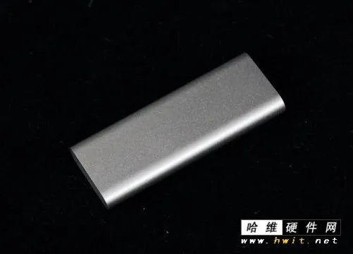 会说话的苹果4G新一代shuffle售580元
