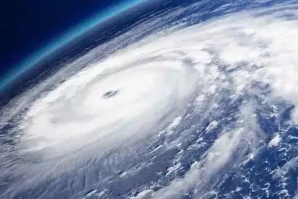 台风“纳沙”已生成,可能会移入南海海面,该如何进行防范呢?