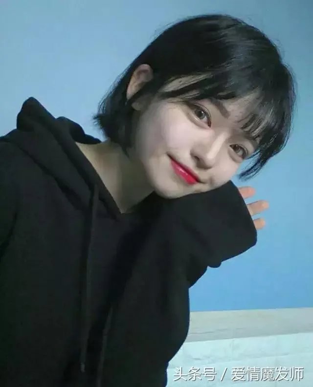 郑爽短发尴尬期