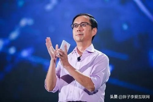 马云为什么这么信任张勇呢，把阿里巴巴这么大的一把交椅交给他坐？
