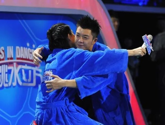 刘忻李斯丹妮分手了 关系一直挺不错的