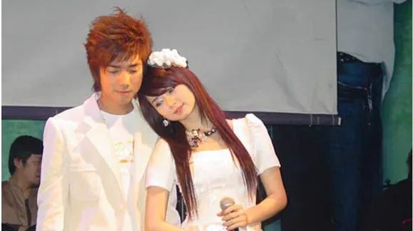 戚薇和袁成杰是什么关系，俩人曾经真的在一起吗？