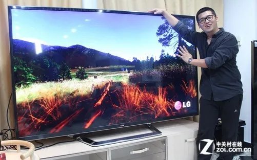 GTX690都没戏? 4K分辨率巨屏TV实战玩测