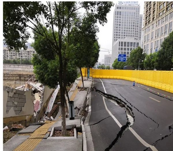 南昌路面为什么突发塌陷？