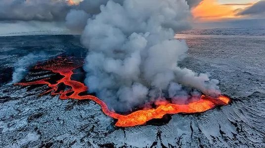 冰岛火山或将喷发，哪些现象表明了它“蠢蠢欲动”？