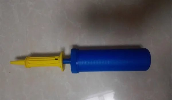 普通气球打结方法图解