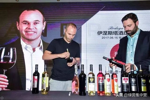 伊涅斯塔加盟日本联赛