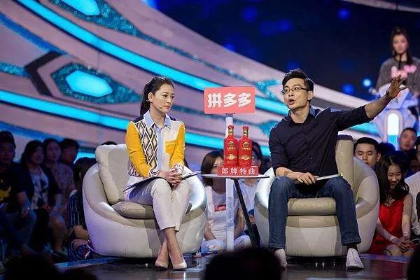 先后担任《非诚勿扰》合伙人的黄澜和黄菡是什么关系？